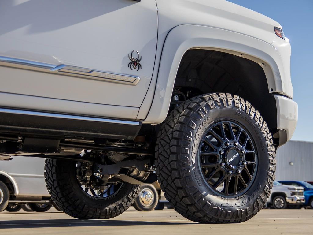 Used 2025 Chevrolet Silverado 3500 High Country w/ High Country Premium Package image 9