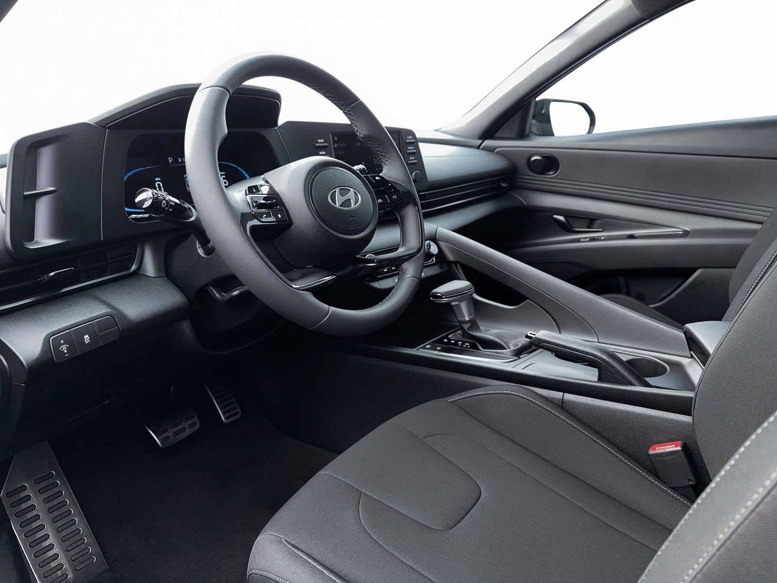 New 2026 Hyundai Elantra Sport FWD image 14