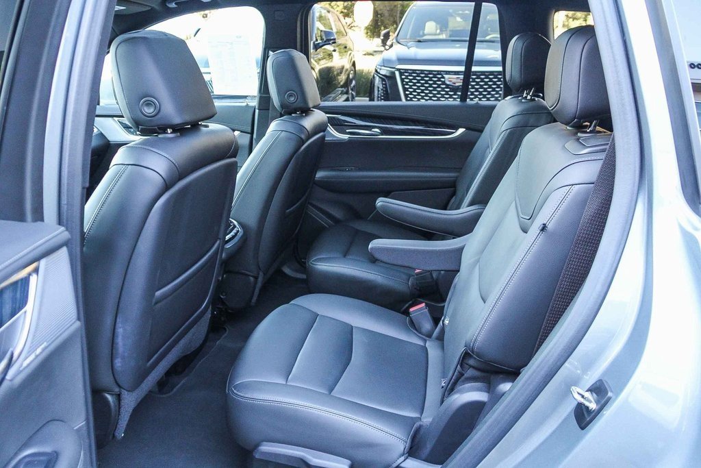 Certified 2023 Cadillac XT6 Premium Luxury image 17