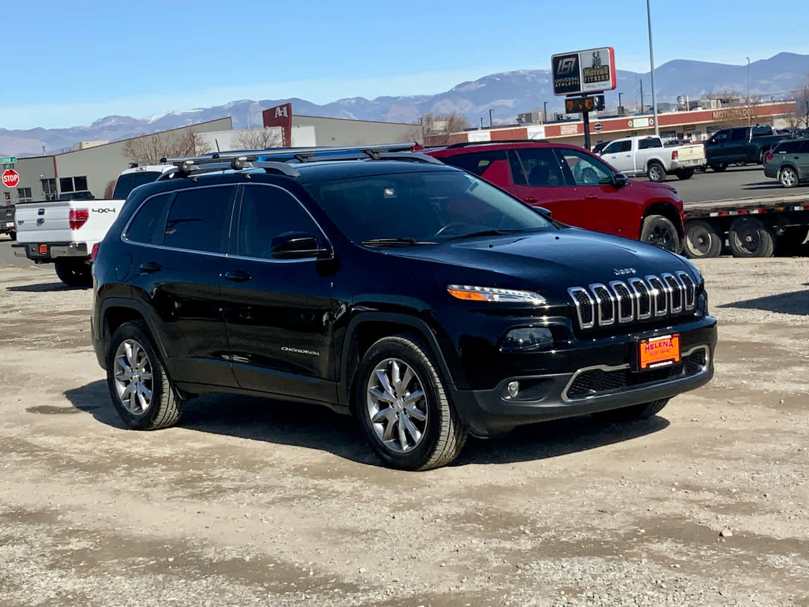 Used 2018 Jeep Cherokee Limited image 7