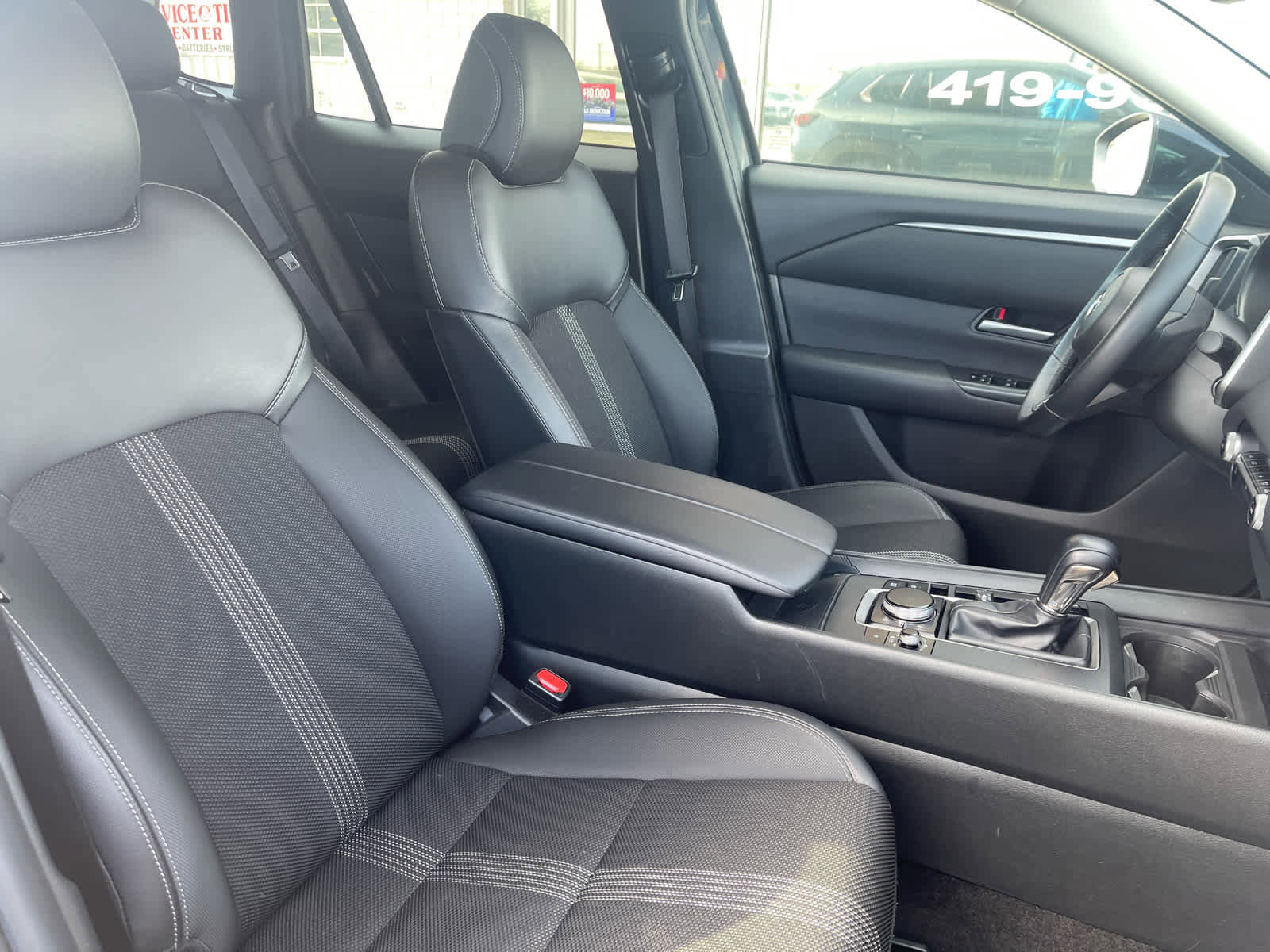 Used 2025 MAZDA CX-50 AWD 2.5 S w/ Preferred Package image 11