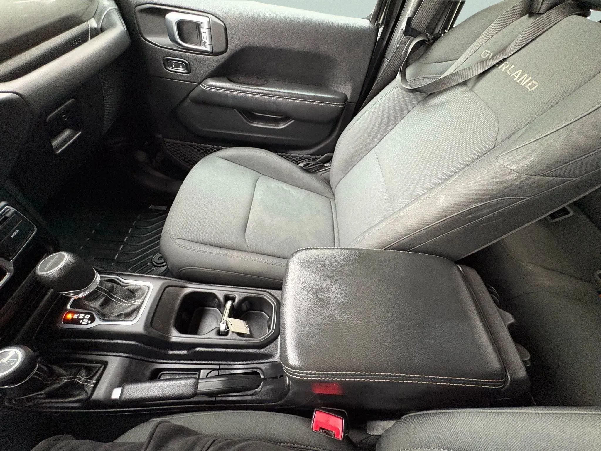 Used 2020 Jeep Gladiator Overland image 48
