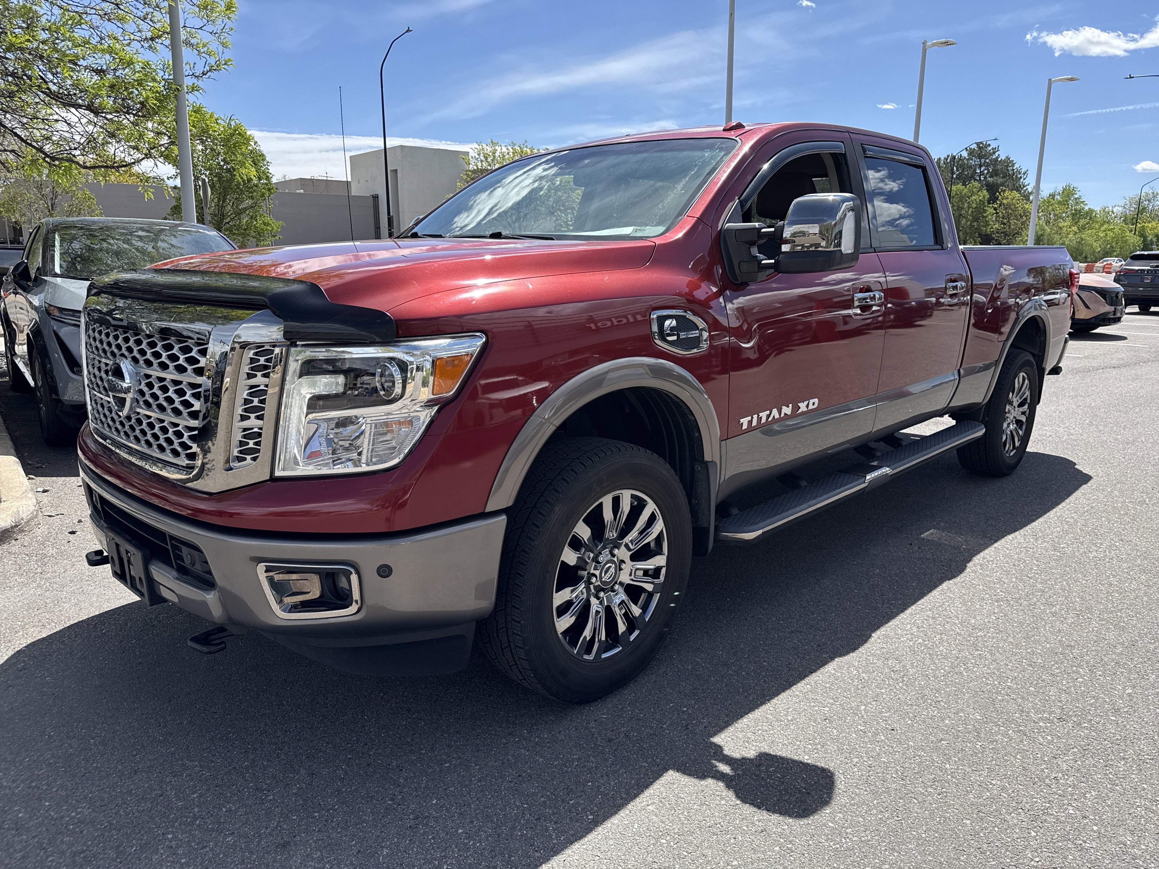 Used 2018 Nissan Titan Platinum Reserve w/ Platinum Utility Package AWD/4WD image 4