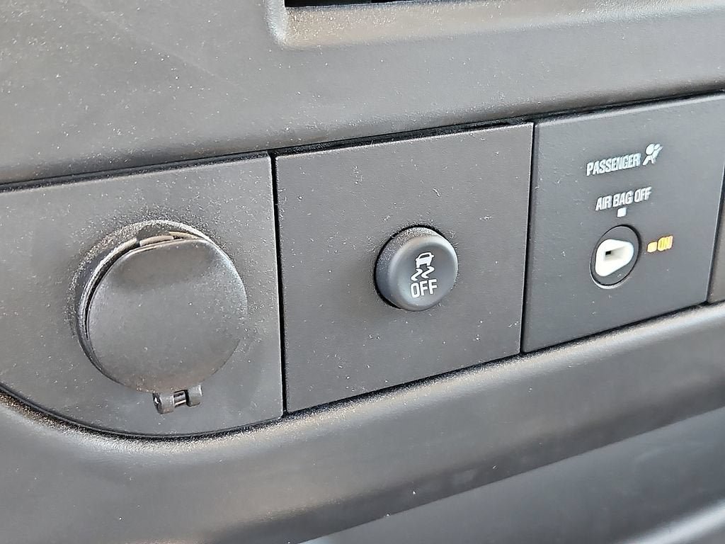 New 2025 Chevrolet Express 3500 w/ Power Convenience Package RWD image 14