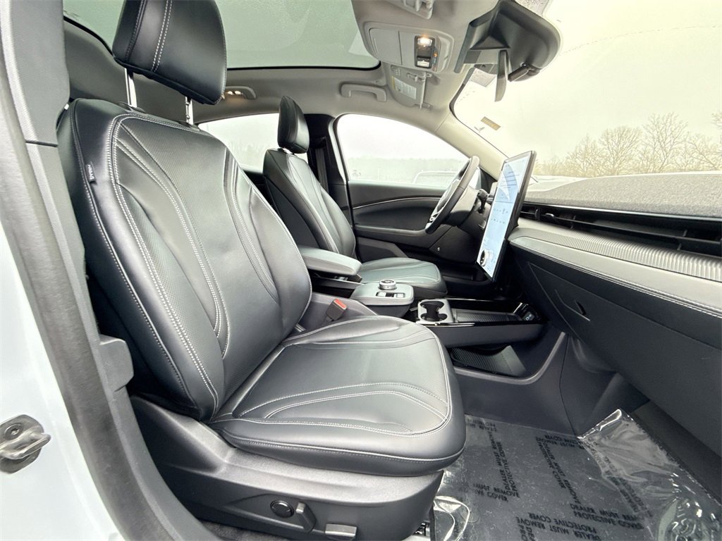 Used 2023 Ford Mustang Mach-E Premium image 25