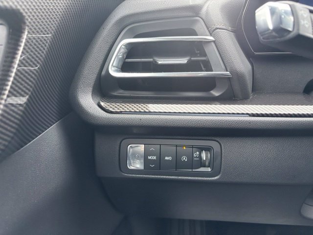 Certified 2026 Chevrolet Traverse High Country w/ LPO, Floor Liner Package AWD/4WD image 17