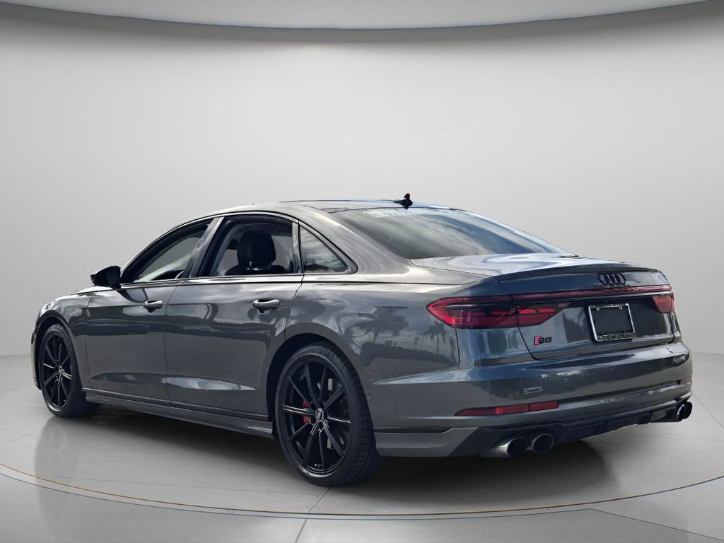 Used 2023 Audi S8 w/ S8 Comfort Plus Package AWD/4WD image 8