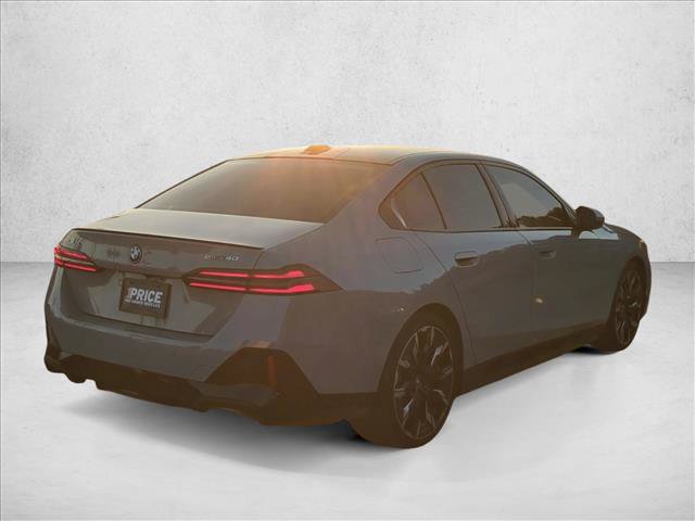 Used 2024 BMW i5 eDrive40i w/ Executive Package RWD image 5