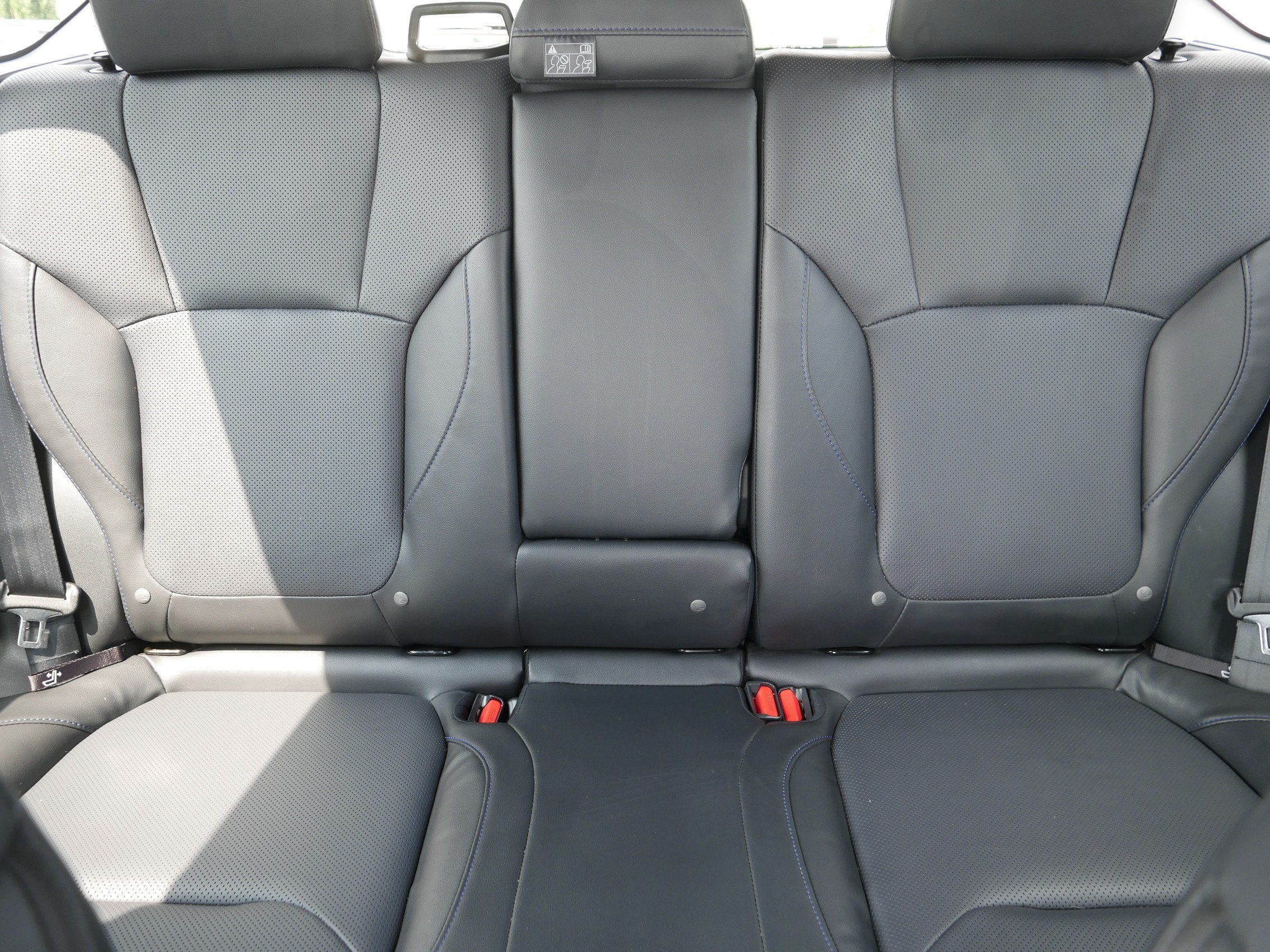 Used 2025 Subaru Forester Limited AWD/4WD image 13