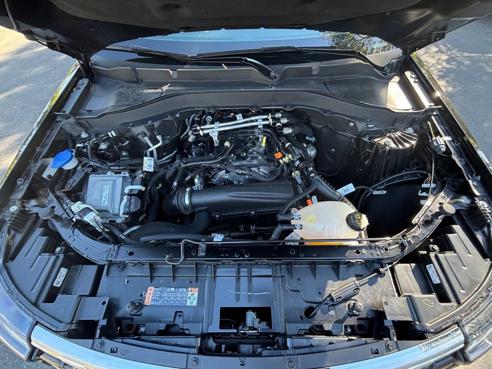 Used 2026 Ford Explorer Active RWD image 33