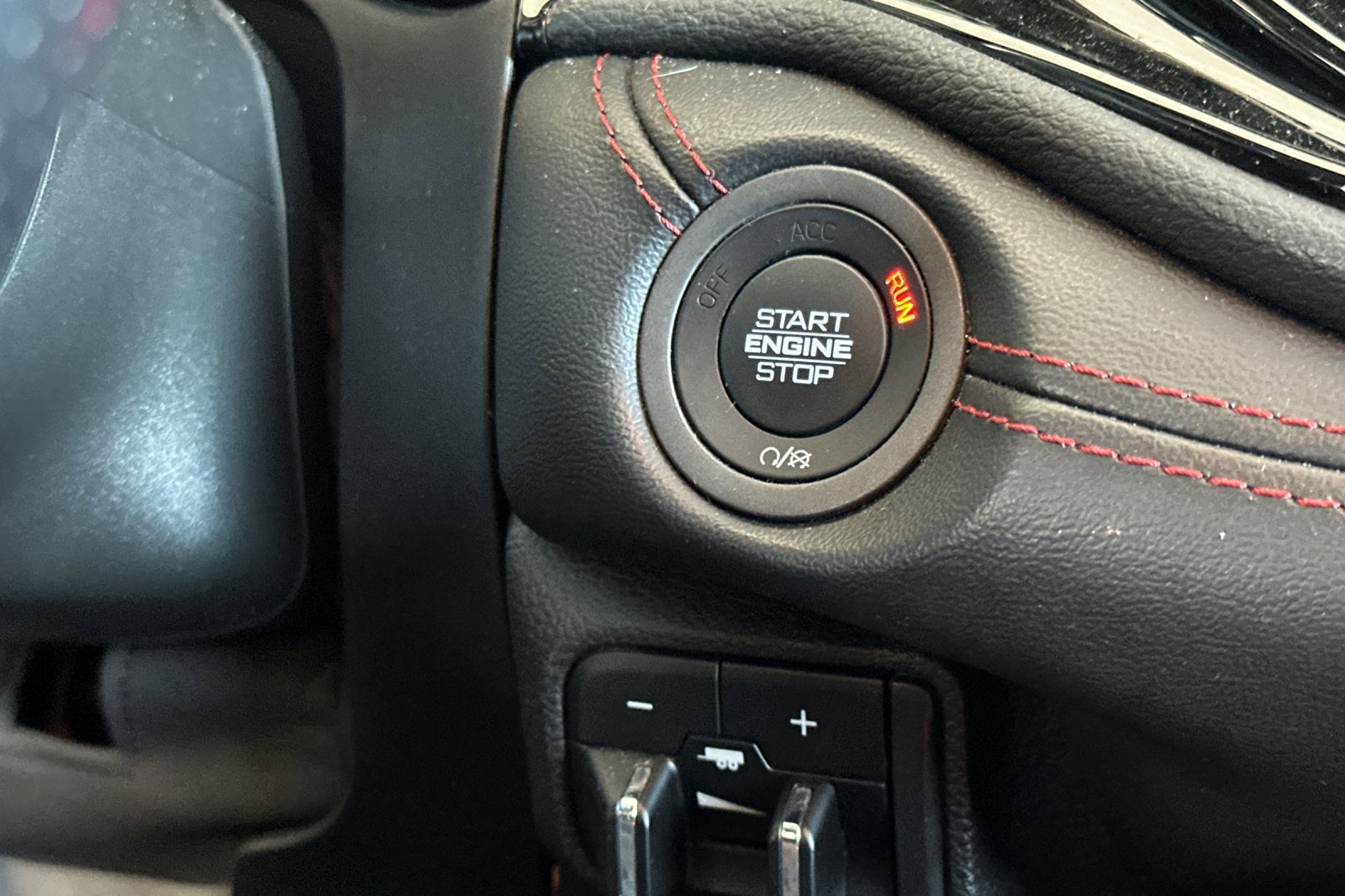 Used 2024 Dodge Durango GT image 24