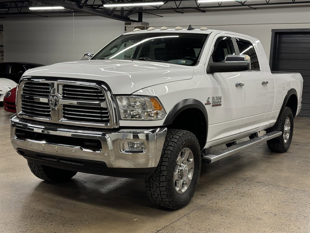 Used 2017 RAM 3500 Big Horn AWD/4WD image 3