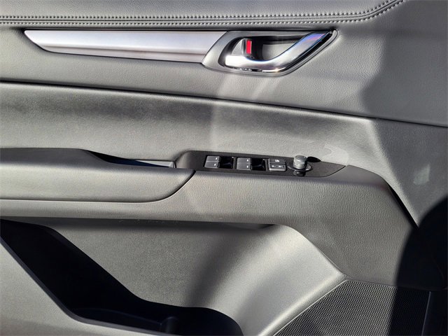 New 2025 MAZDA CX-5 AWD 2.5 S w/ Preferred Package image 3