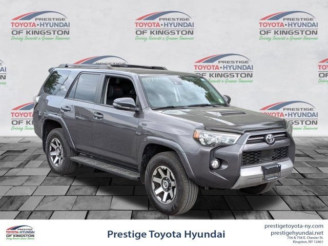 Certified 2020 Toyota 4Runner TRD Off-Road Premium w/ Moonroof Package AWD/4WD image 1