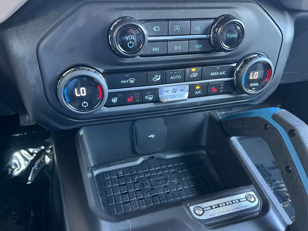 Used 2024 Ford Bronco Wildtrak AWD/4WD image 34