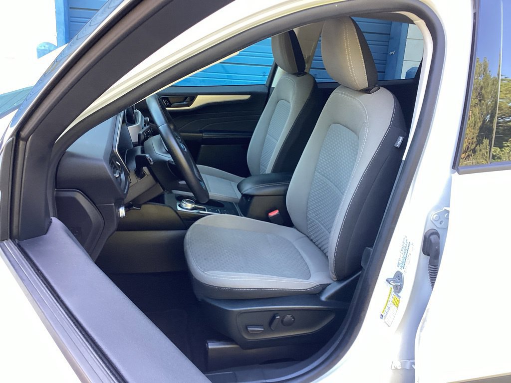Used 2022 Ford Escape SE w/ Convenience Package FWD image 31