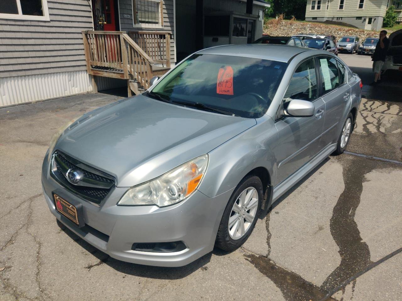 Used 2012 Subaru Legacy 2.5i Premium w/ All-Weather Pkg AWD/4WD image 2