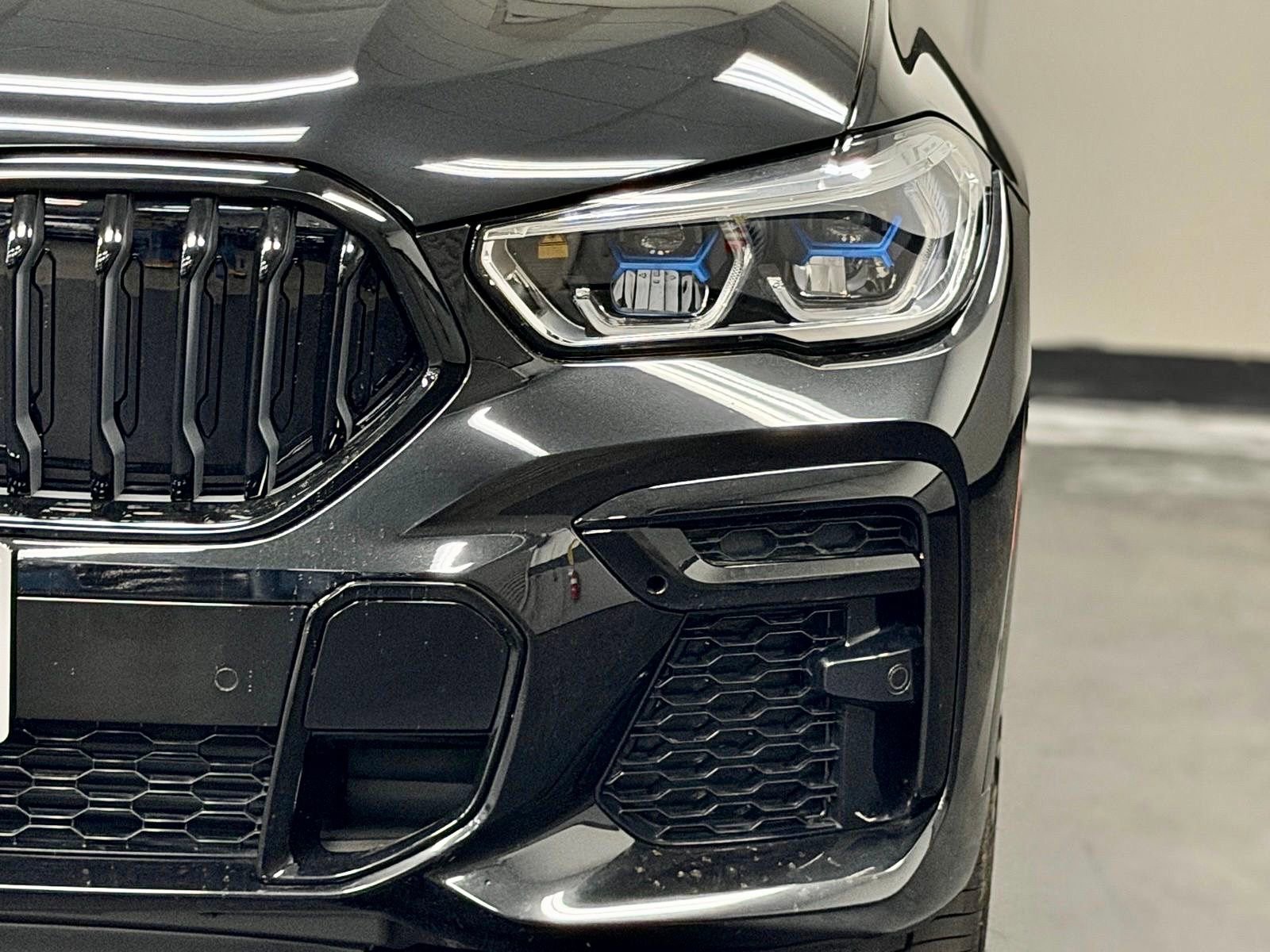 Used 2023 BMW X6 M50i w/ Executive Package image 8