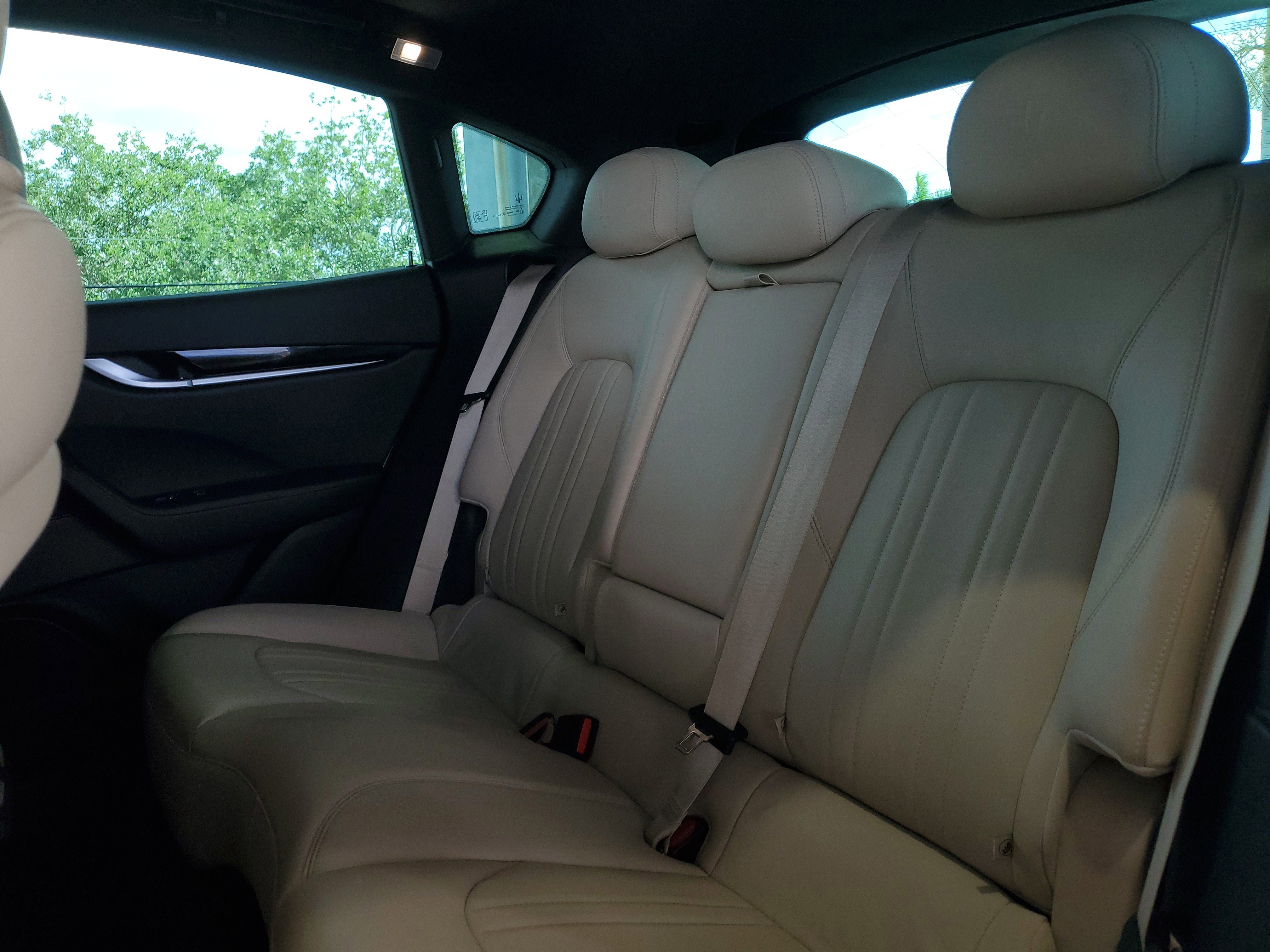 Used 2022 Maserati Levante GT AWD/4WD image 8