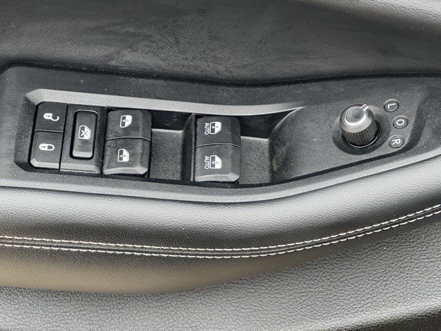 Certified 2023 Jeep Grand Cherokee L Laredo image 10