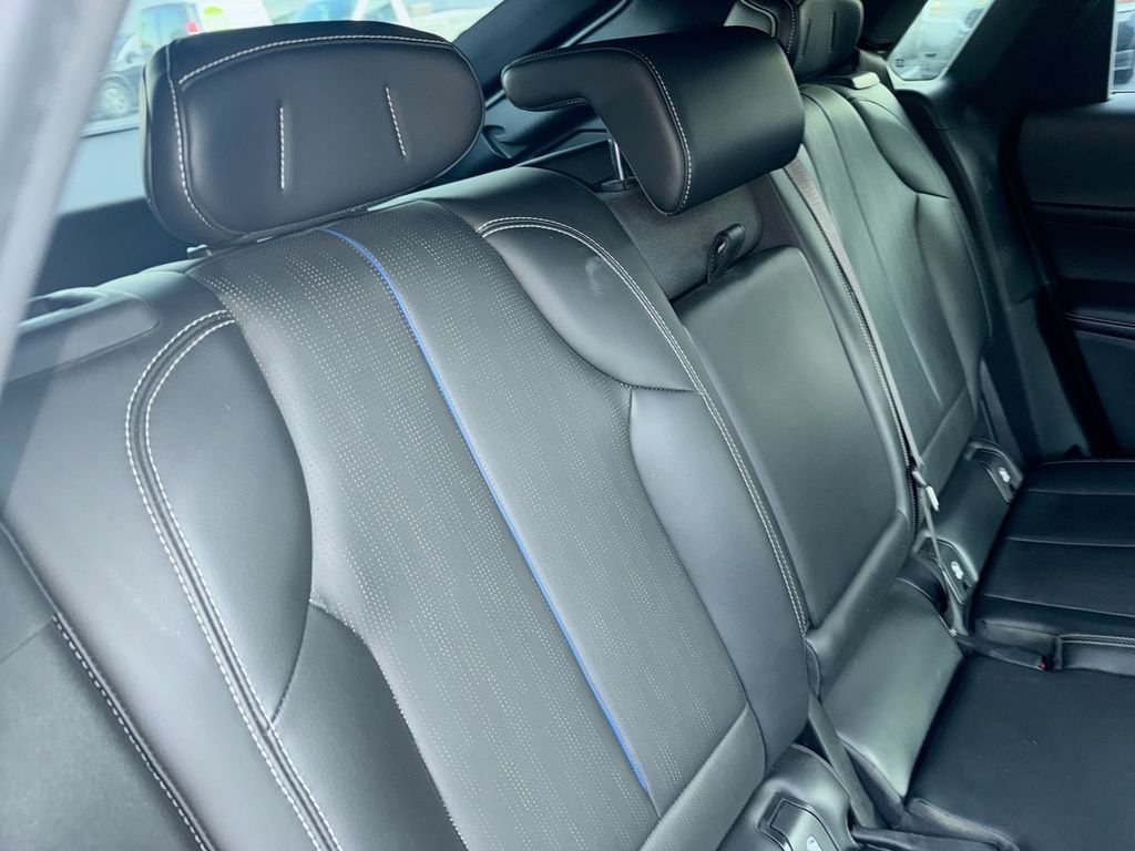 Used 2024 Cadillac Lyriq Luxury AWD/4WD image 30