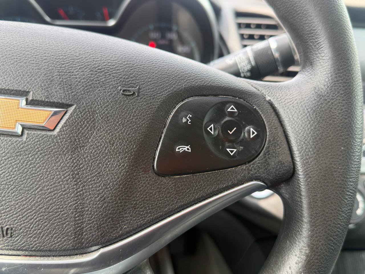 Used 2018 Chevrolet Impala LS image 19