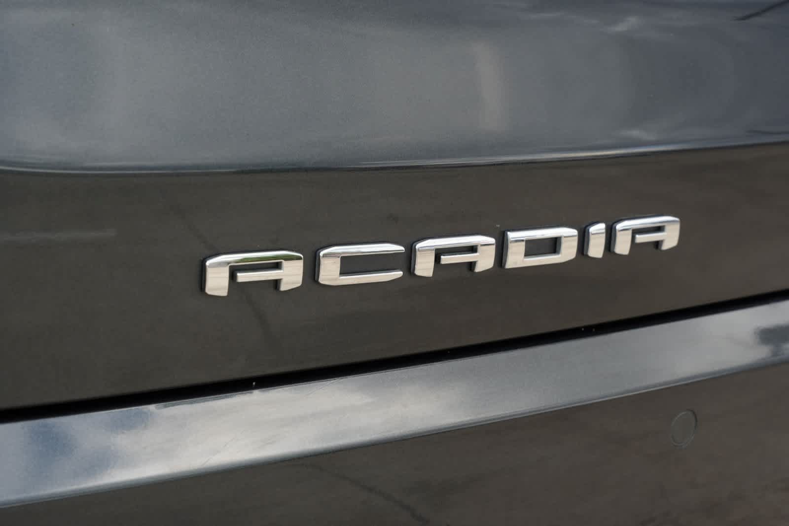 Used 2022 GMC Acadia Denali w/ Denali Ultimate Package FWD image 19