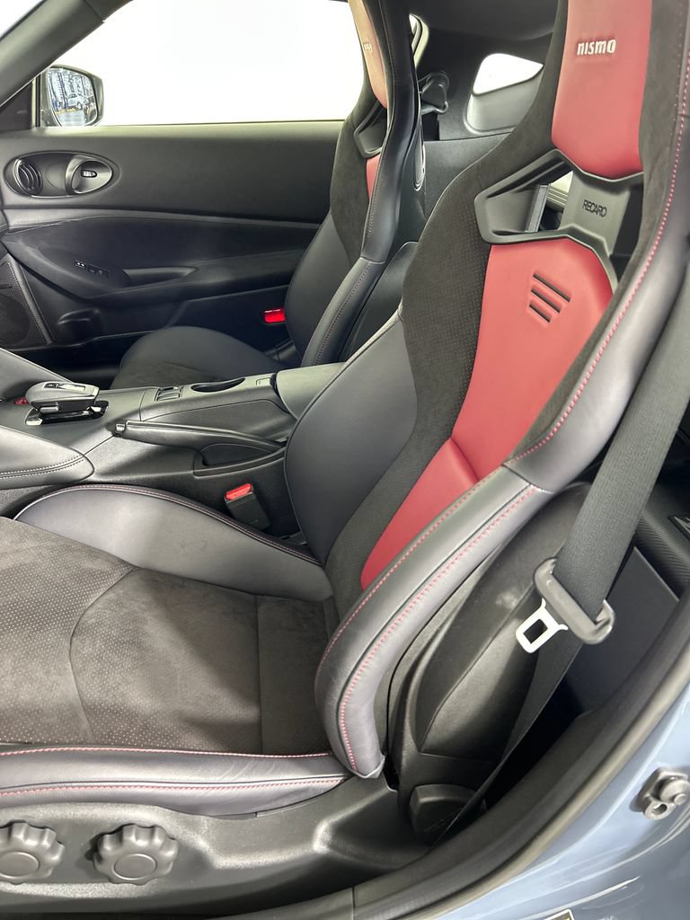 Used 2024 Nissan Z NISMO w/ Floor Mat Package RWD image 12