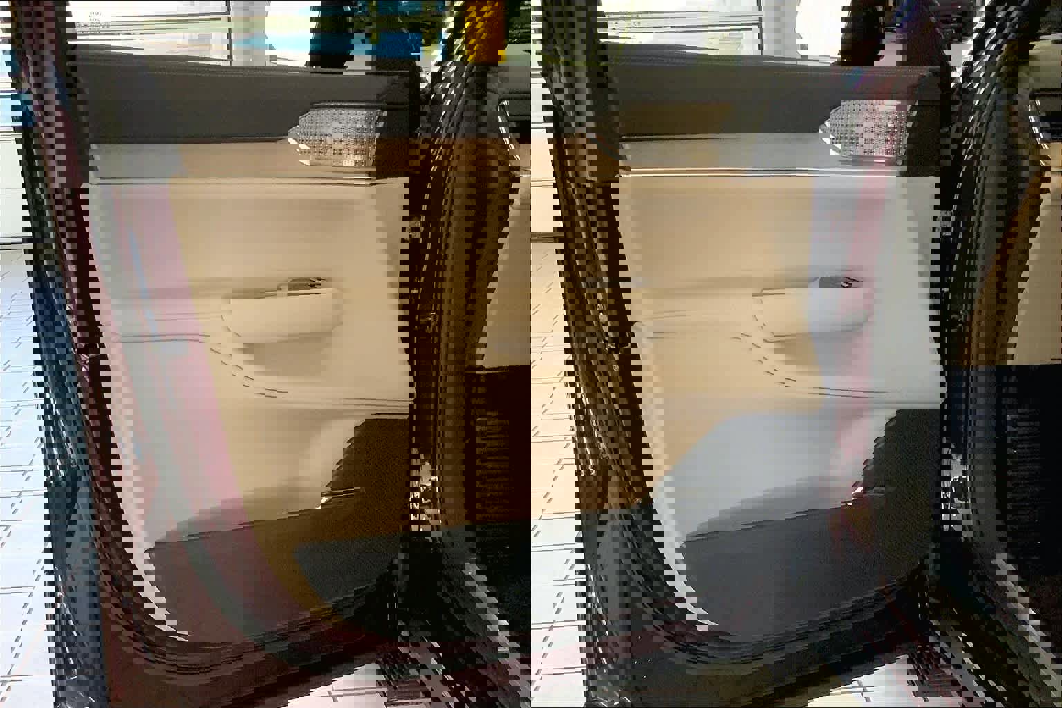 New 2025 Volvo EX90 Ultra image 11