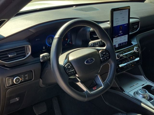 Used 2023 Ford Explorer ST w/ Equipment Group 401A AWD/4WD image 9