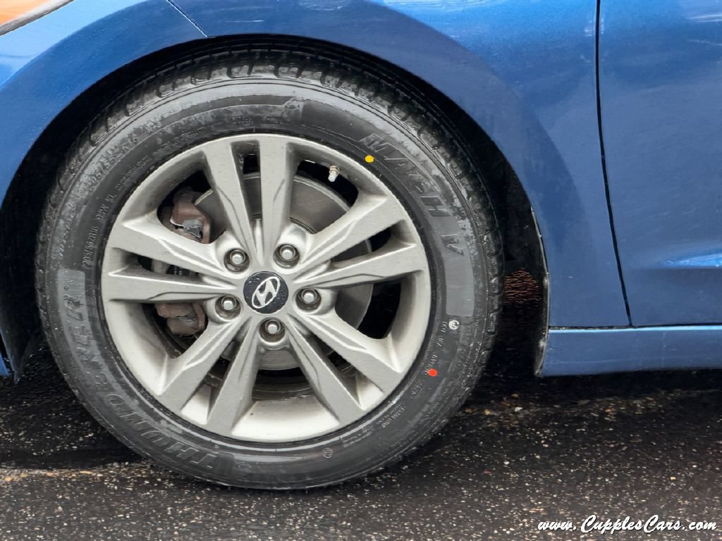 Used 2018 Hyundai Elantra SEL FWD image 35
