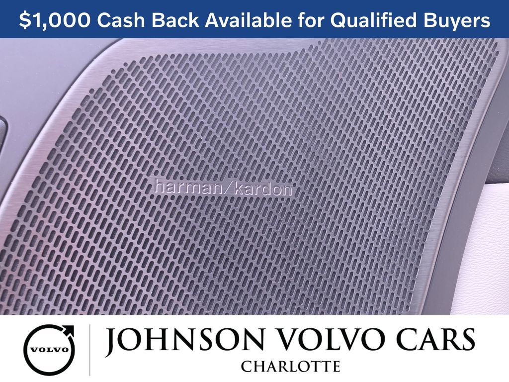 New 2026 Volvo XC60 T8 Ultra w/ Protection Package Premier AWD/4WD image 29
