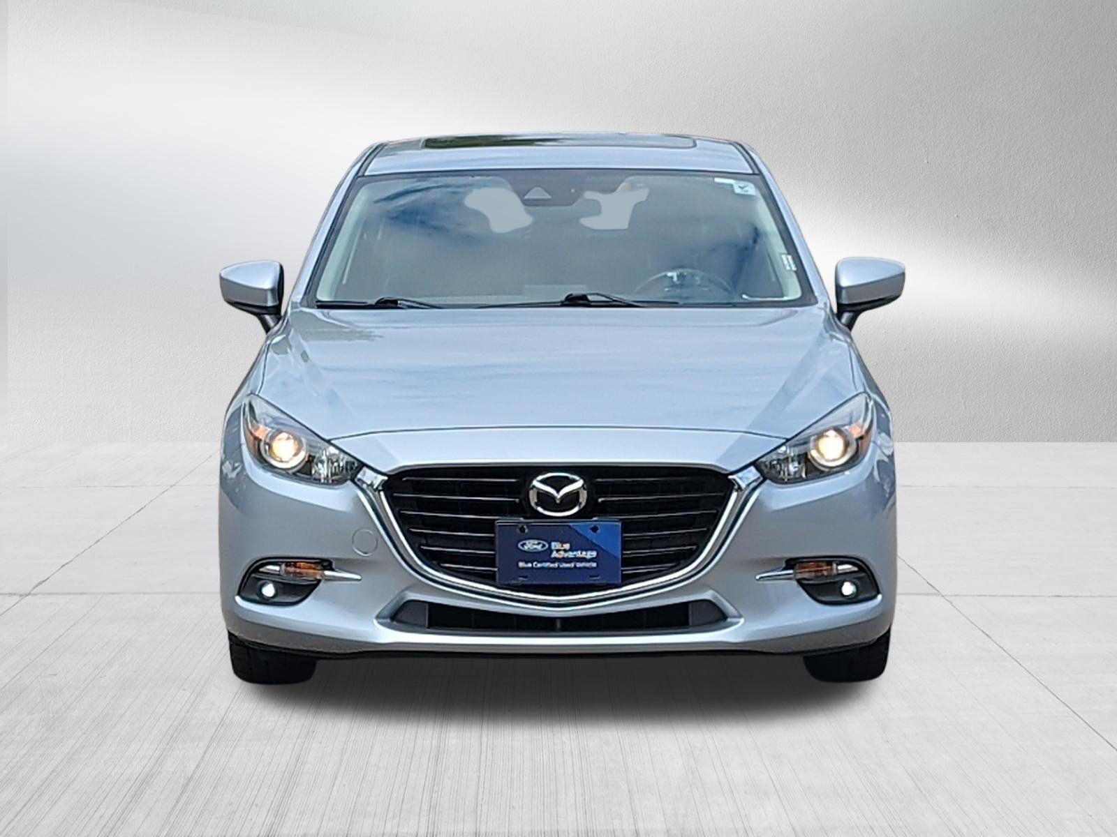 Used 2017 MAZDA MAZDA3 Grand Touring FWD image 2