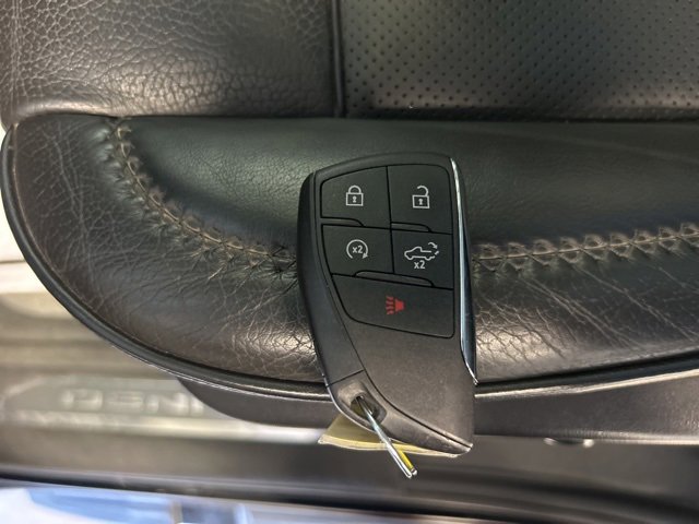 Used 2024 GMC Sierra 3500 Denali w/ Denali Reserve Package image 38