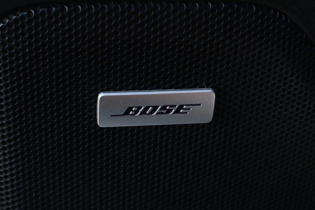 Used 2021 Chevrolet Silverado 2500 LTZ w/ LTZ Convenience Package image 19