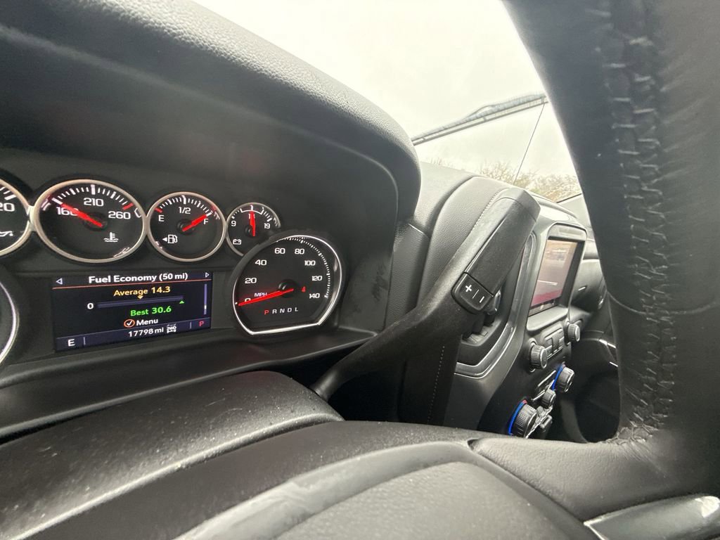 Certified 2020 Chevrolet Silverado 1500 RST image 22