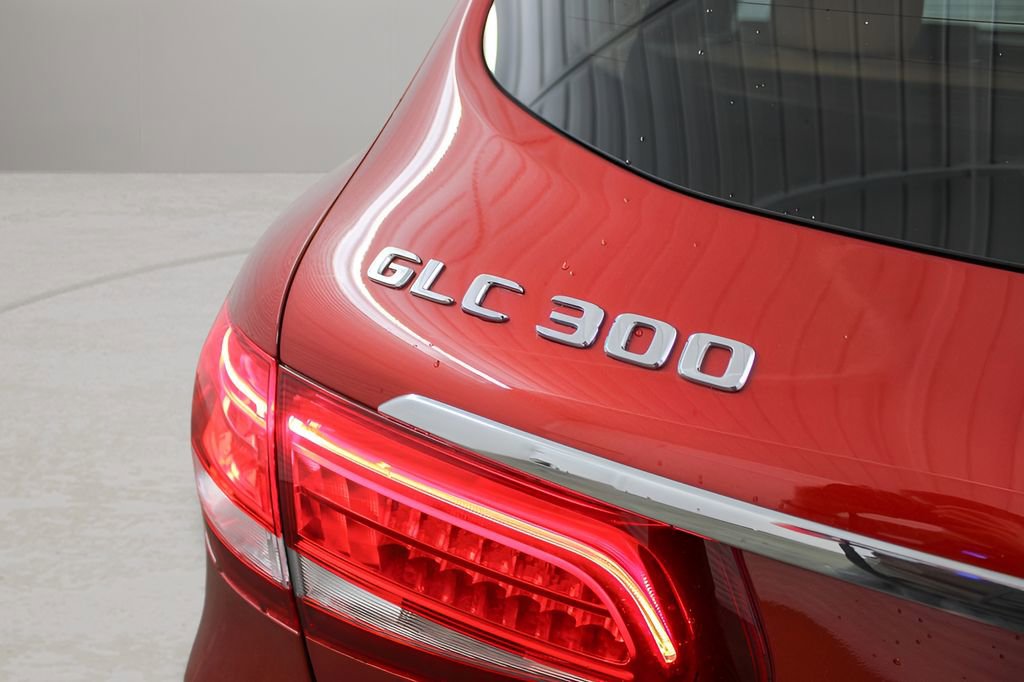 Used 2019 Mercedes-Benz GLC 300 4MATIC image 42