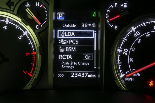 Used 2023 Toyota 4Runner TRD Off-Road Premium image 31