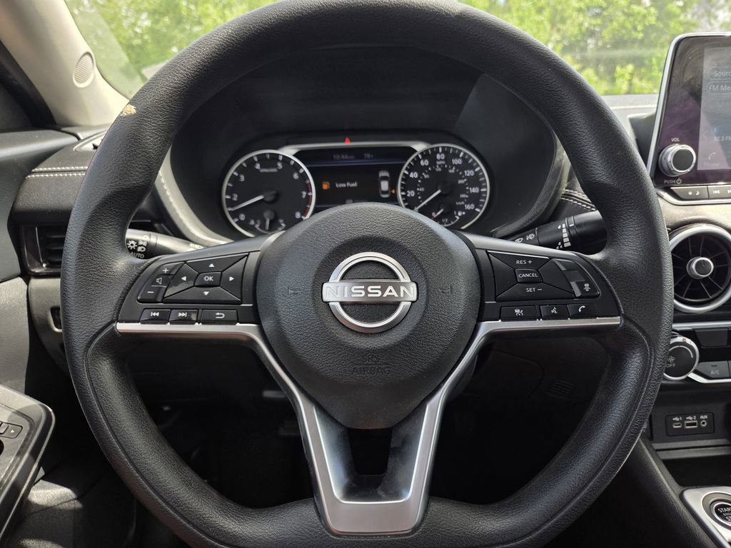 Used 2024 Nissan Sentra SV FWD image 22