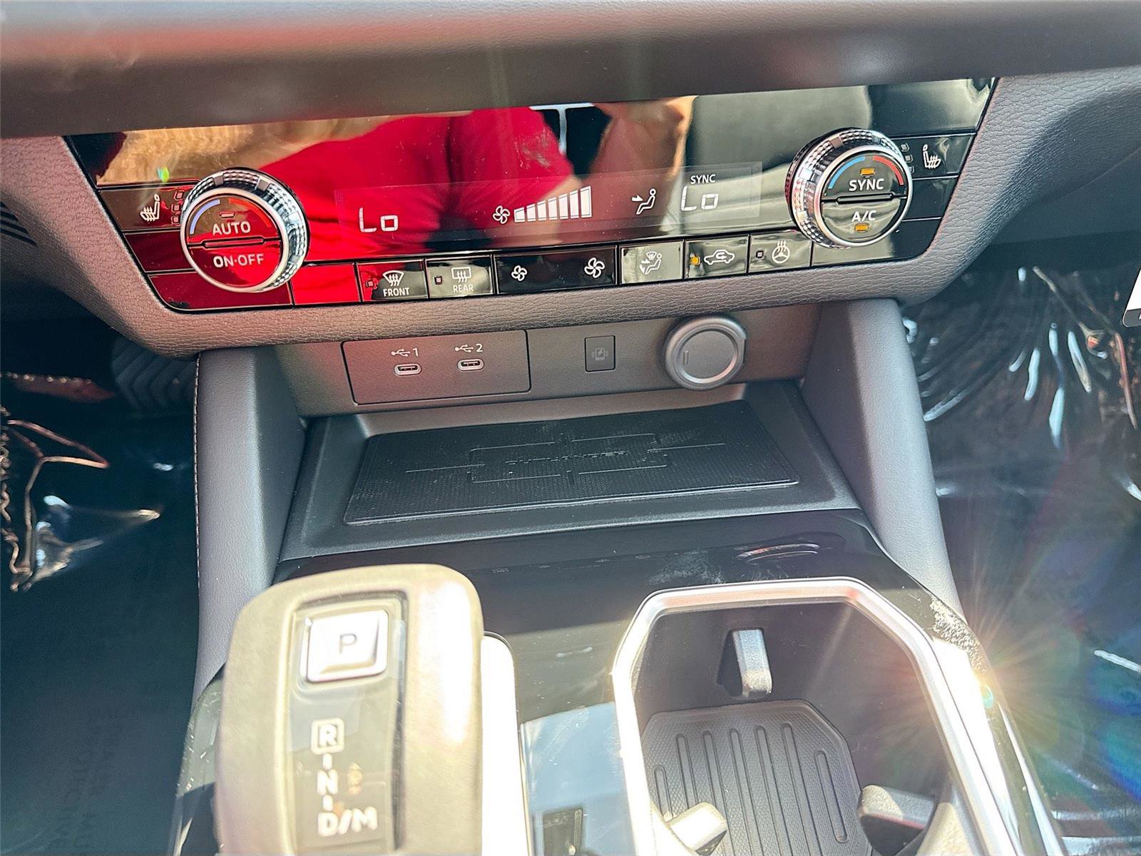 New 2026 Mitsubishi Outlander SE image 16