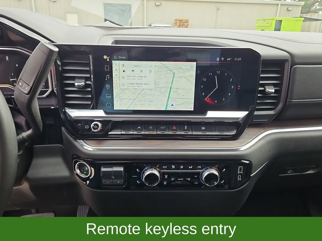 Used 2025 GMC Sierra 1500 SLT image 16