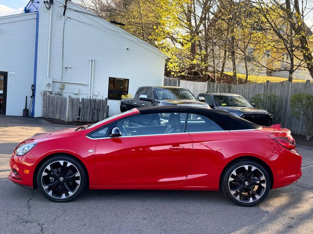 Used 2018 Buick Cascada Sport Touring w/ Dark Effects Package FWD image 4