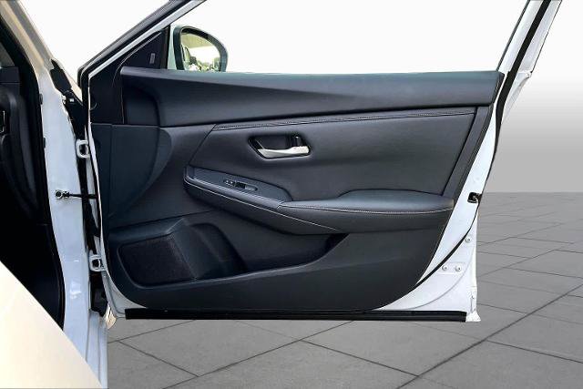 Certified 2023 Nissan Sentra SV FWD image 22