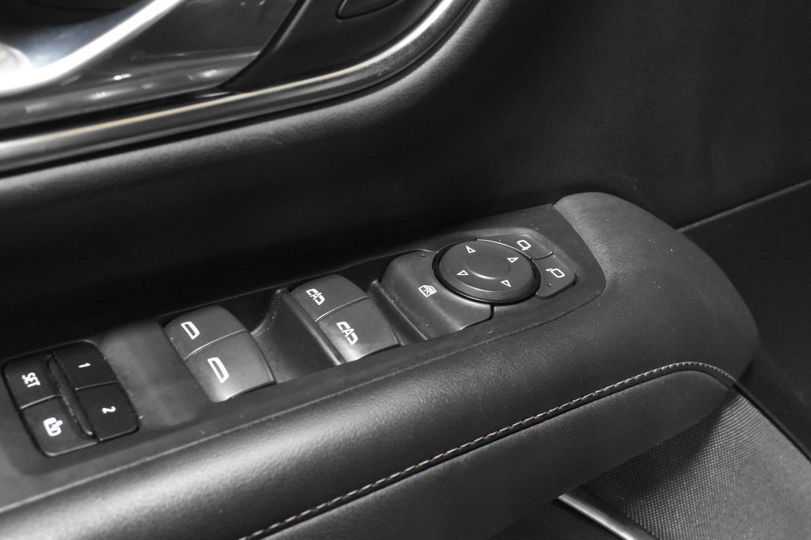 Used 2021 Chevrolet Tahoe Z71 image 11