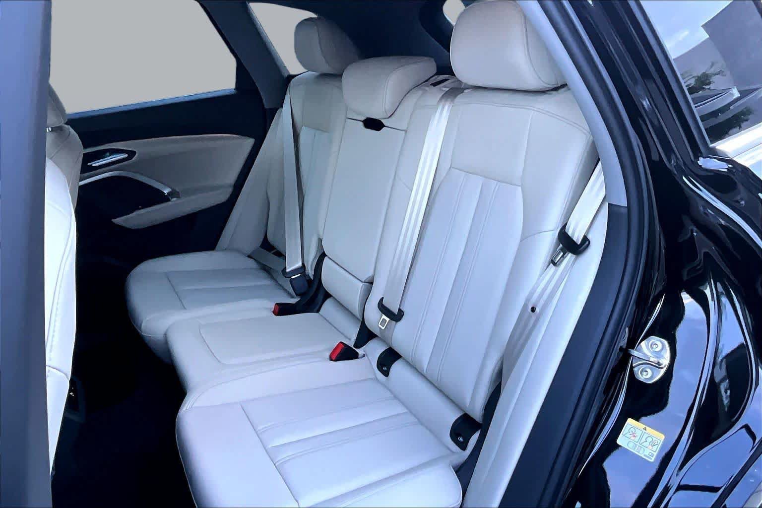 Used 2026 Audi Q5 Premium w/ Convenience Package AWD/4WD image 20