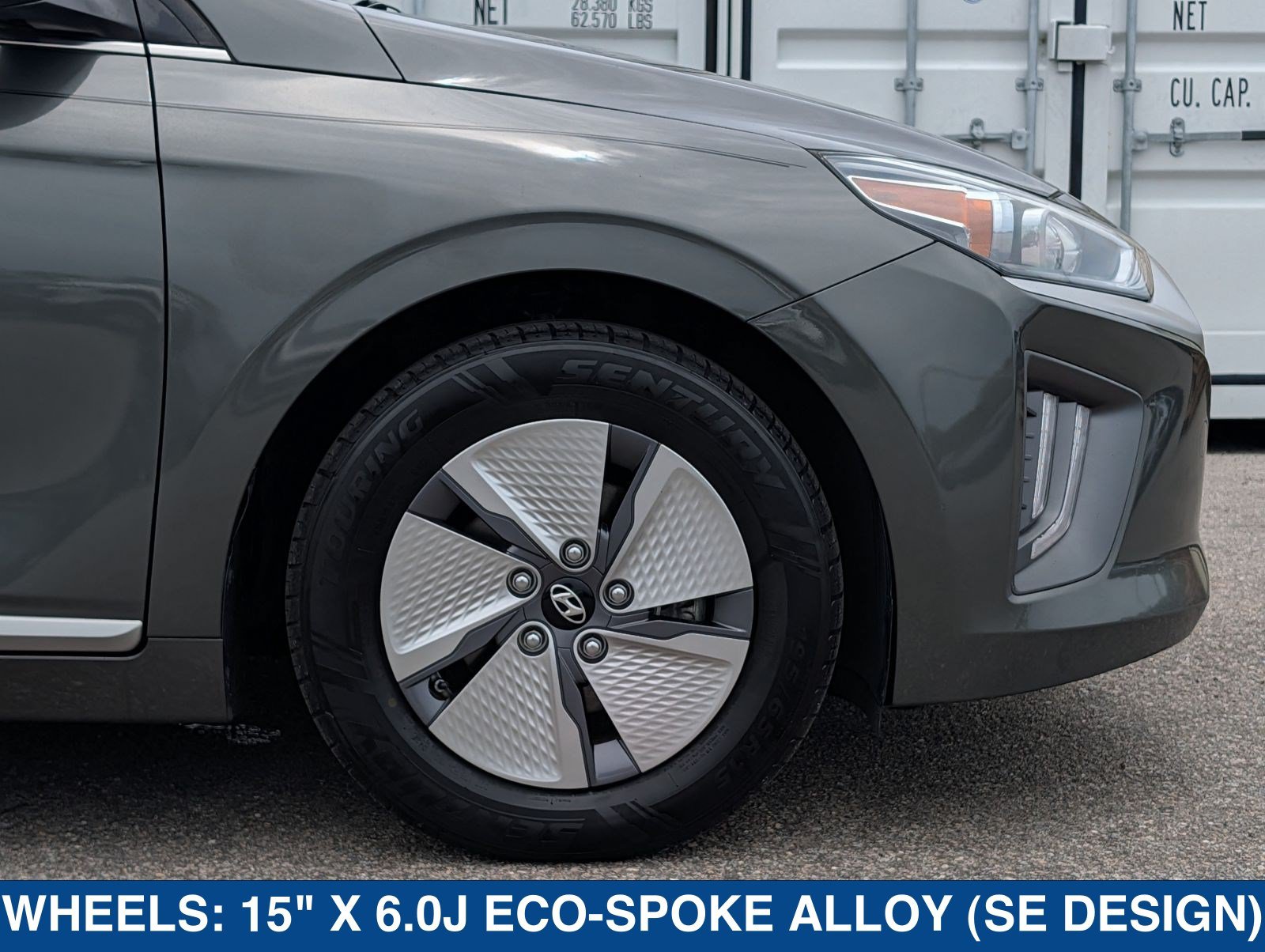 Used 2022 Hyundai Ioniq SE FWD image 12