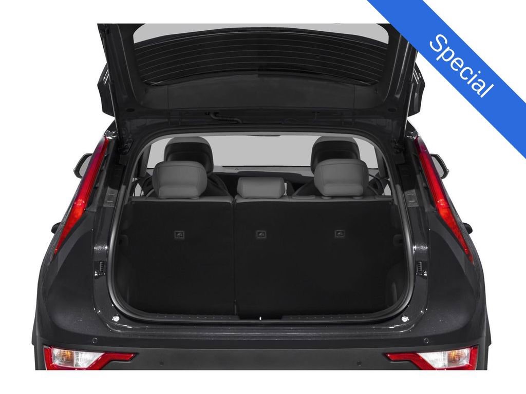 Used 2023 Kia Niro EX image 24