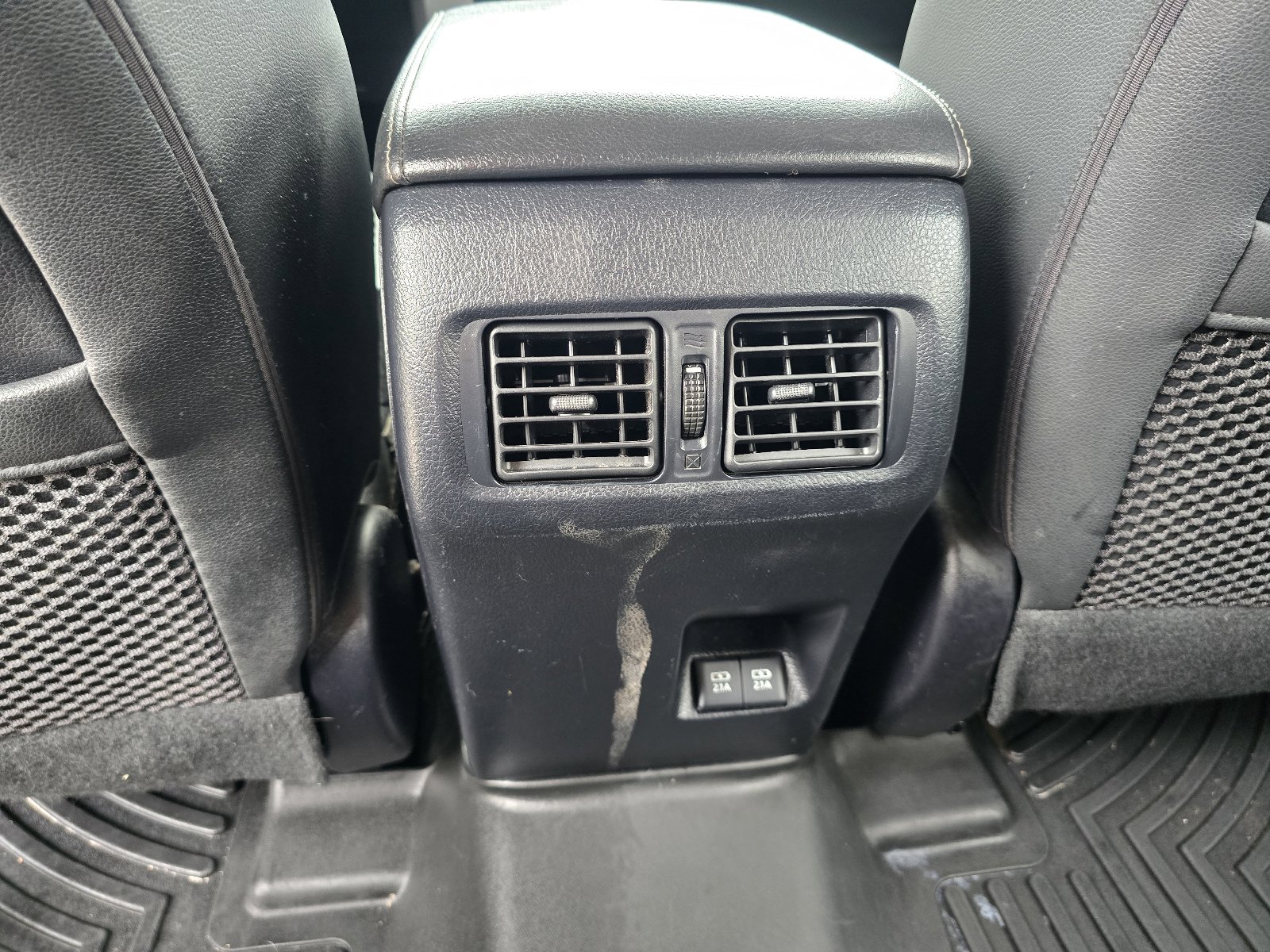 Used 2020 Toyota 4Runner SR5 Premium w/ Moonroof Package AWD/4WD image 25