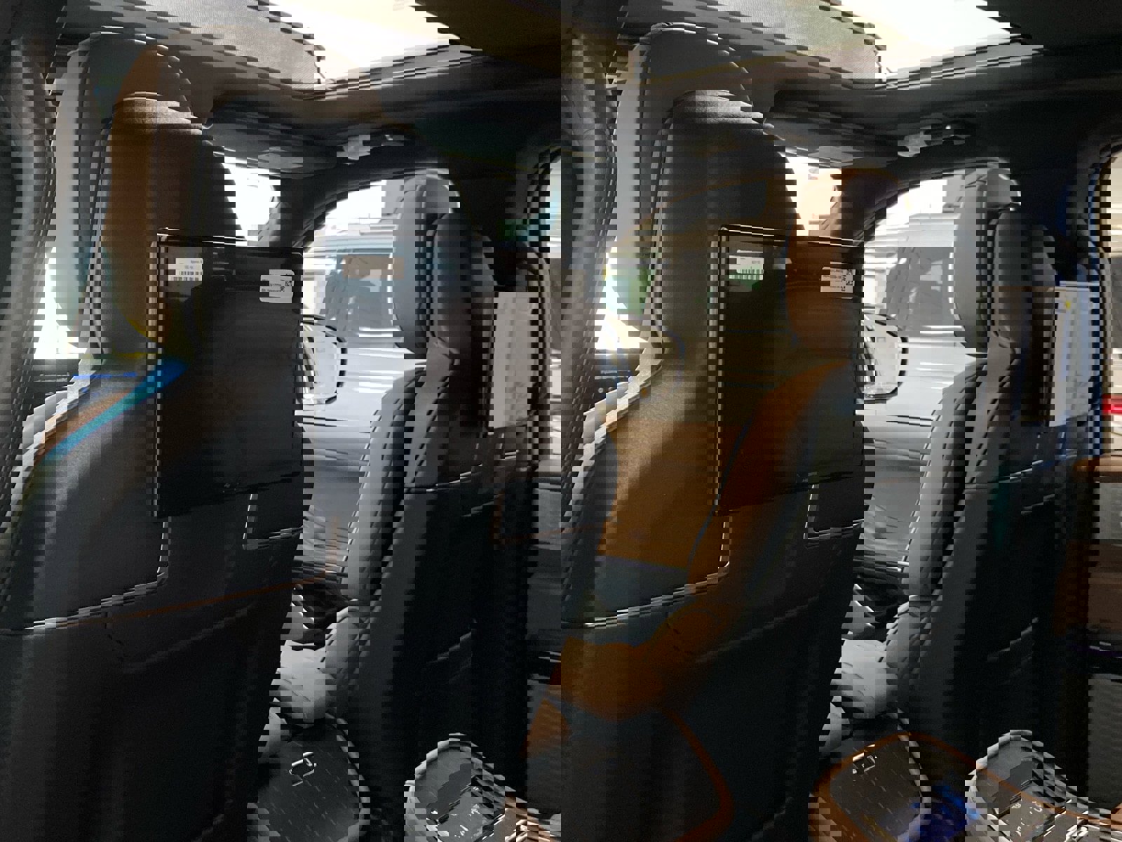 New 2025 Lincoln Navigator Black Label image 12