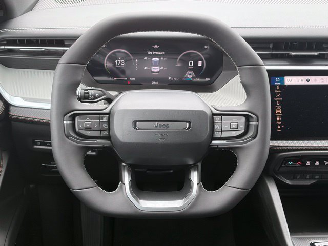 New 2026 Jeep Cherokee Limited AWD/4WD image 35